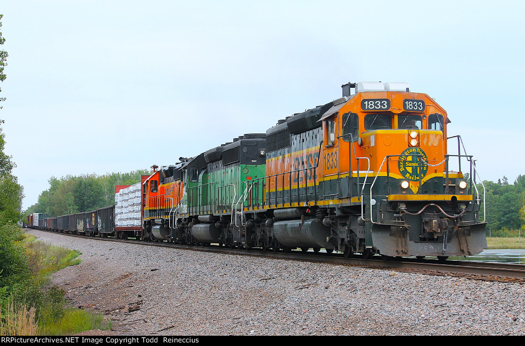 BNSF 1833